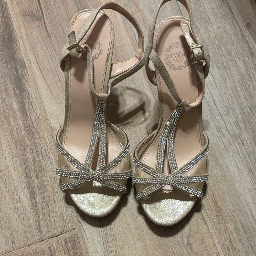 Gold Strappy Women's Sandals